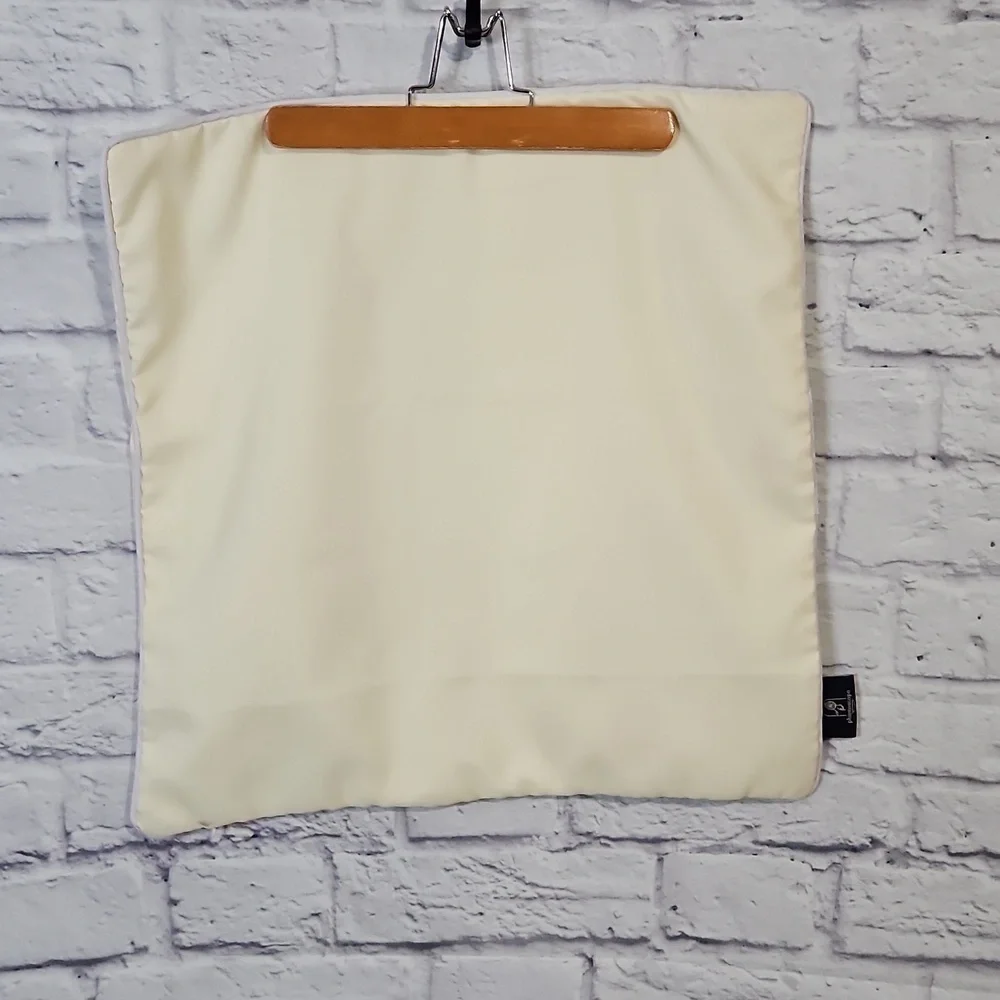 Phantoscope canvas pillow case